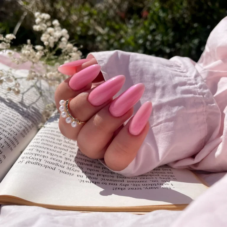 LIPGLOSS (1) LIPGLOSS (1)