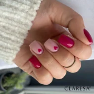 krotkie-rozowe-paznokcie-stylizacja