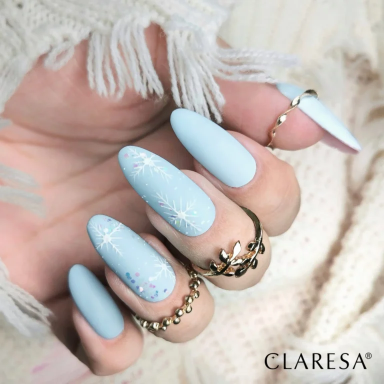 niebieskie,-pastelowe-paznokcie-hybrydowe niebieskie,-pastelowe-paznokcie-hybrydowe