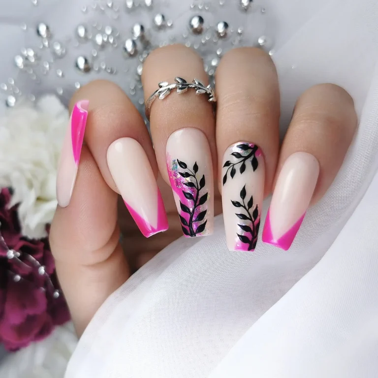 rozowa-stylizacja-paznokci rozowa-stylizacja-paznokci