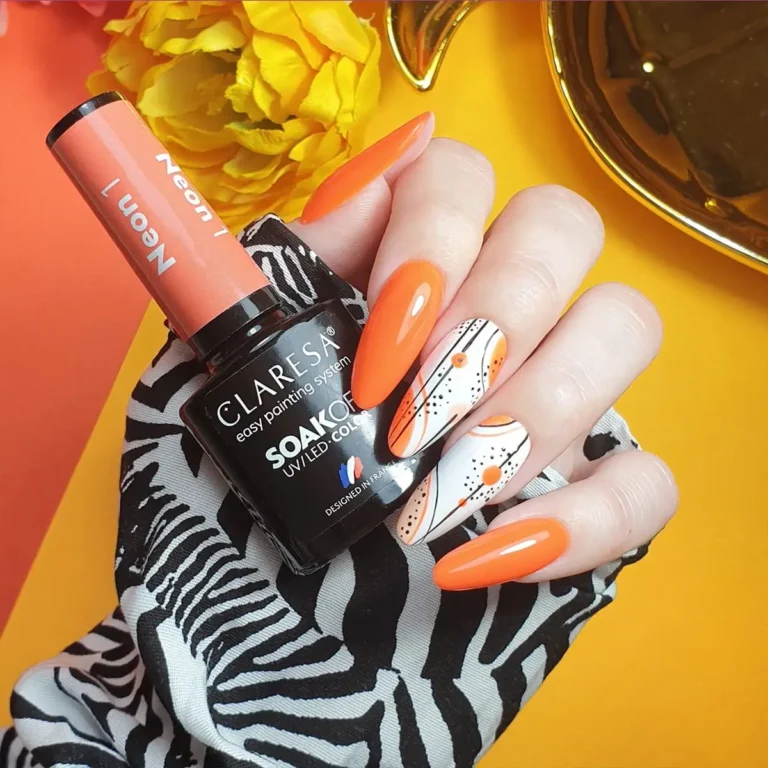 stylizacja-paznokci-z-neonowym-kolorem-pomaranczowym stylizacja-paznokci-z-neonowym-kolorem-pomaranczowym